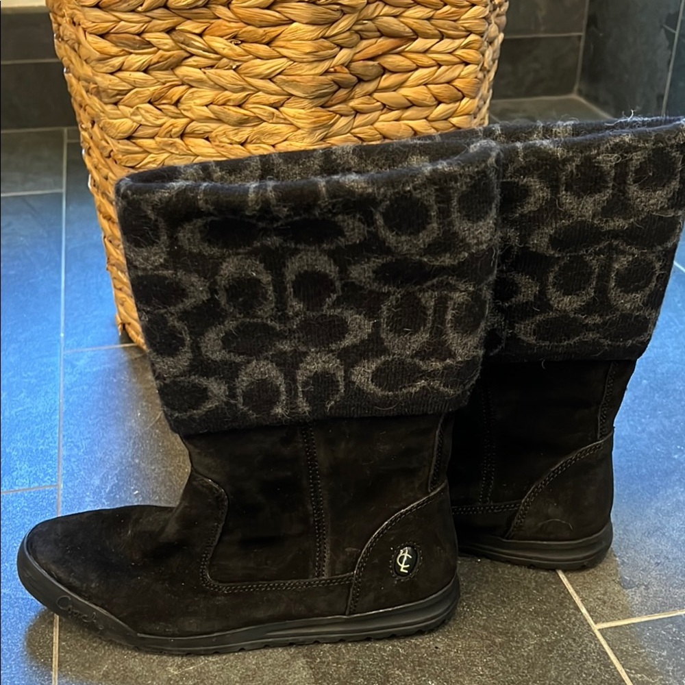 Women's Black Patterned Boots